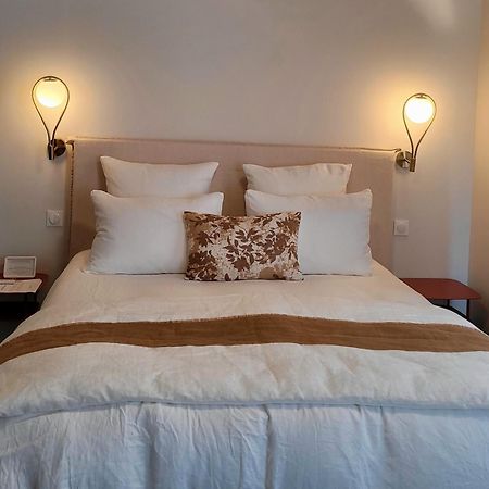 Bed and Breakfast Tresors De Sens Exterior foto