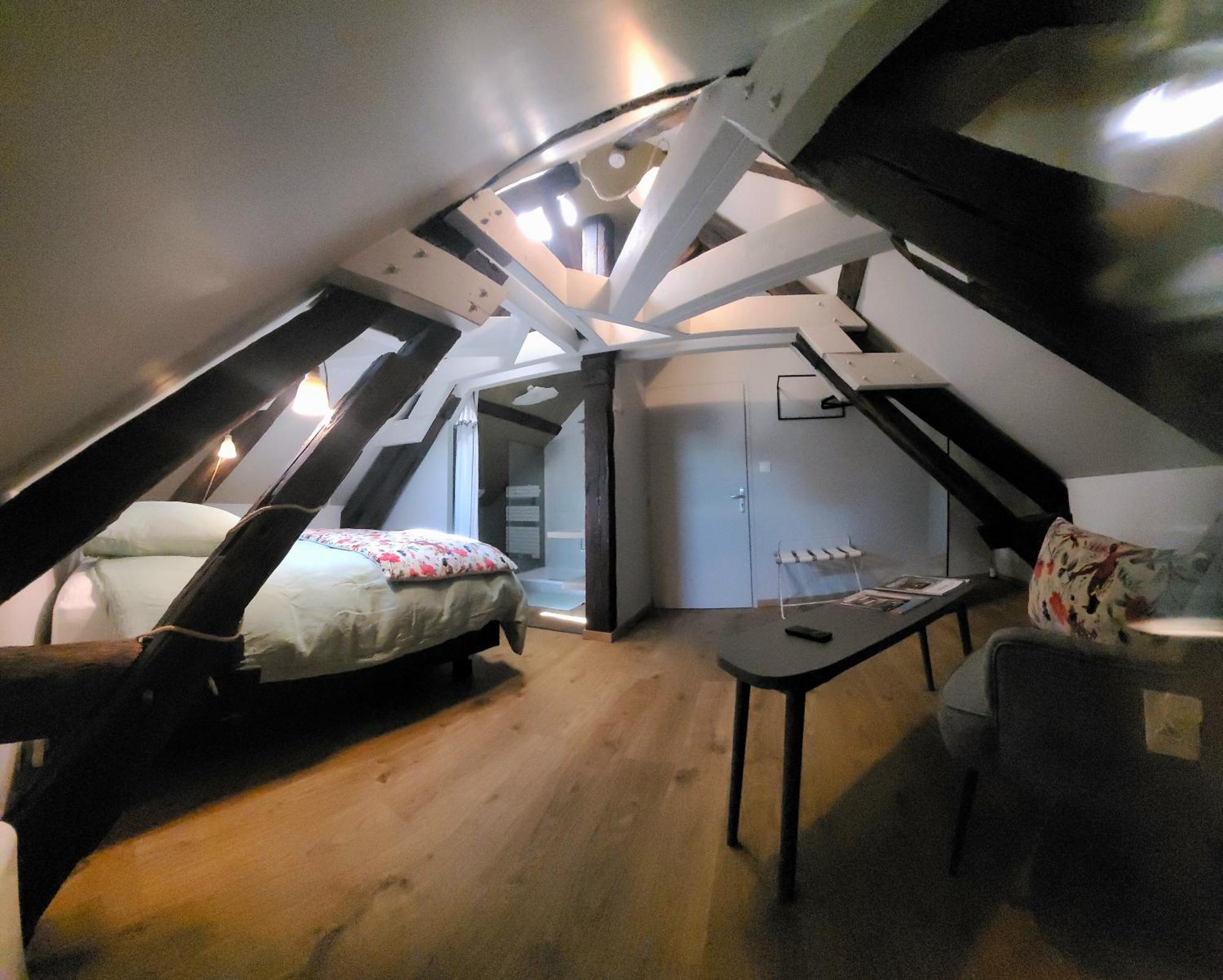 Bed and Breakfast Tresors De Sens Exterior foto