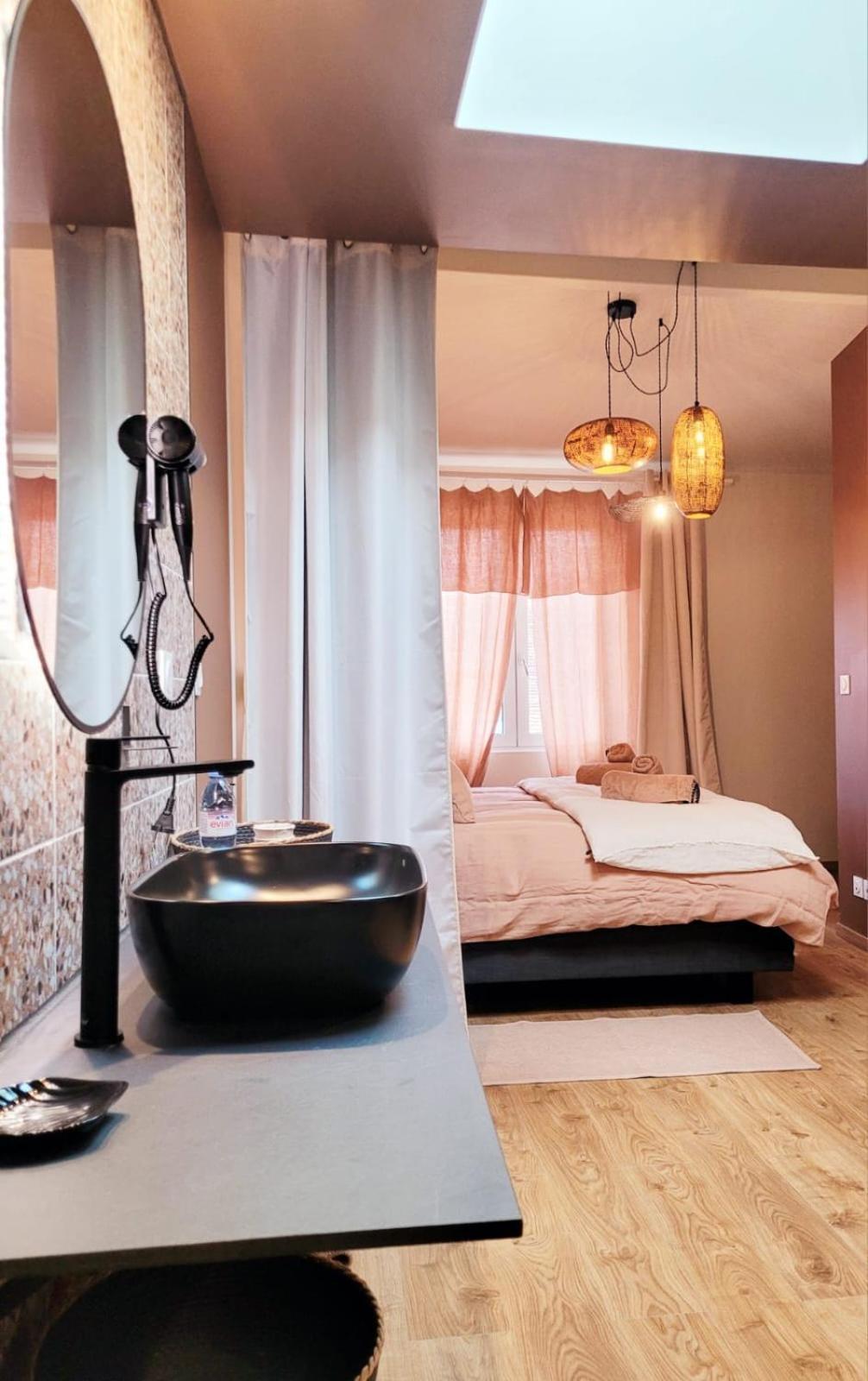 Bed and Breakfast Tresors De Sens Exterior foto