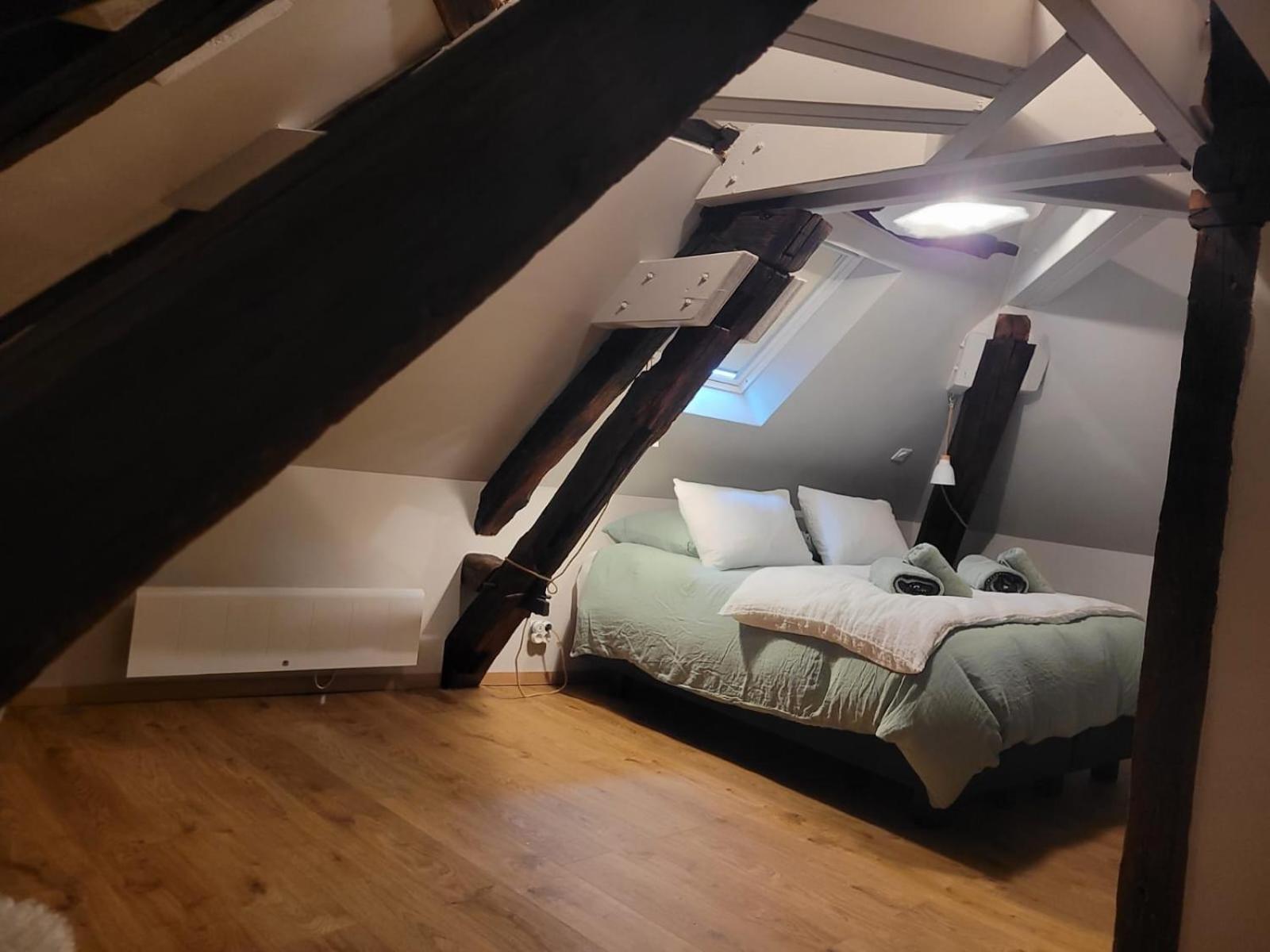 Bed and Breakfast Tresors De Sens Exterior foto