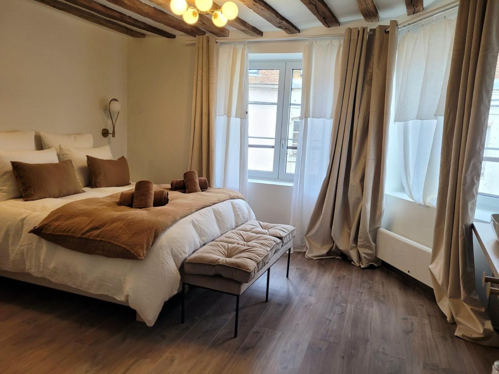 Bed and Breakfast Tresors De Sens Exterior foto