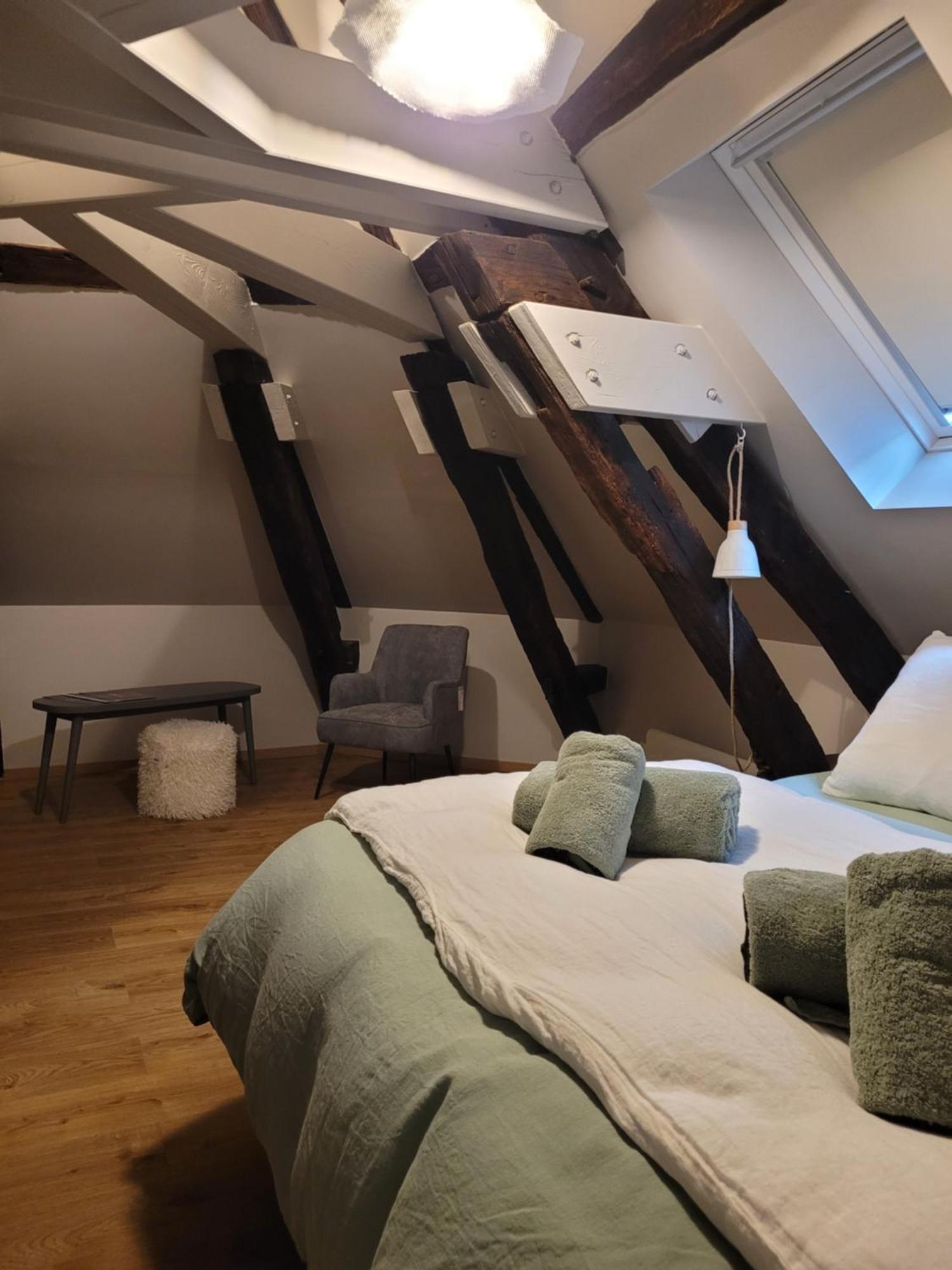 Bed and Breakfast Tresors De Sens Exterior foto